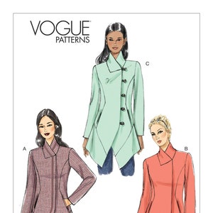 Puede incluir: Patrón de costura Vogue Patterns con tres diseños de abrigo. Los abrigos se muestran en rosa, verde menta y un rosa estampado. Cada abrigo tiene un diseño asimétrico único con cuello y cierres de botón. El número de patrón es V9212.
