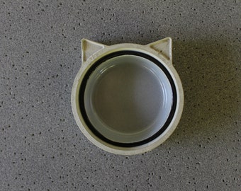 Gamelle moderne en béton pour animal de compagnie, gamelle pour chien et chat avec insert en émail, mangeoire minimaliste | STUDIO EIGHTPLUSE