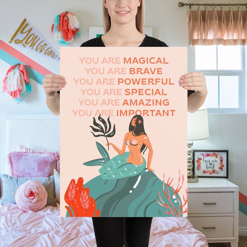 Inspirerande väggkonst, sjöjungfruväggkonst, feministisk väggkonst, feministisk konsttryck, tjejkraftkonst, stärkande konsttryck, flickbarnrum bild 4