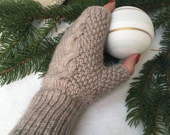 Brei armwarmers, beige... gebroken wit Vingerloze handschoenen... wol gebreid handwarmers... vrouwen wanten