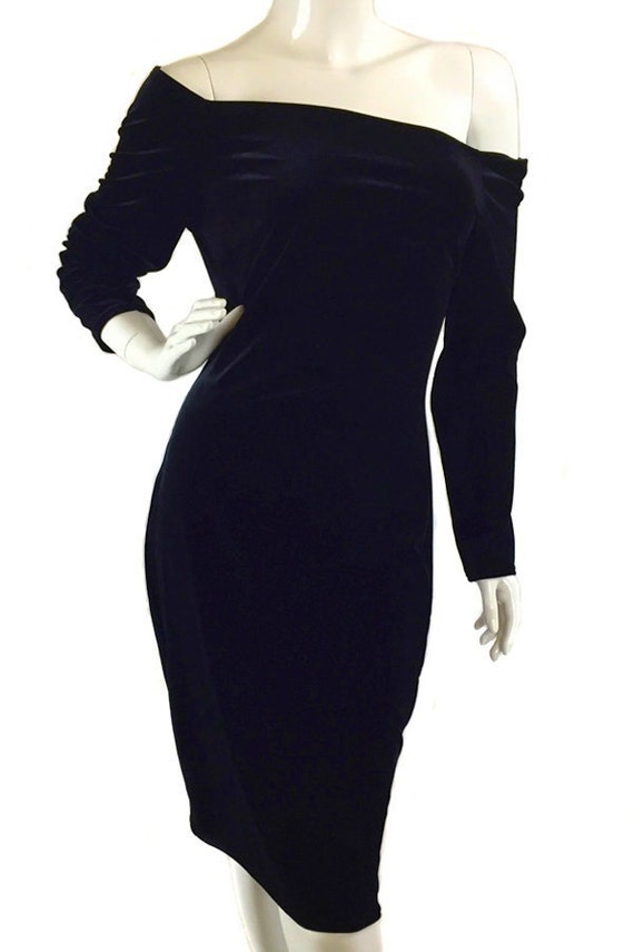 Vintage 1990s / Y2k Black Velvet Cold Shoulder BodyCon Cocktail Homecoming Dress -  Size 9 / 10