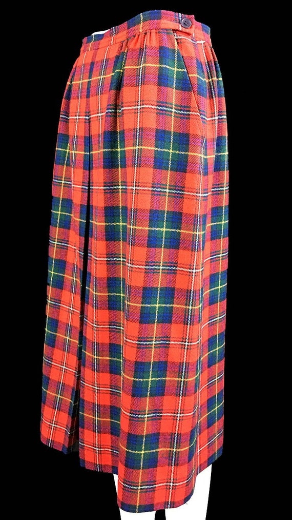 1970s Pendleton Wools Classic Red Blue Green Stewart / Royal Tartan ? Plaid Midi Skirt Dirndle with Pockets  US Size 9 / 10