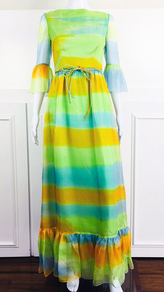 BOHO 1970s Mollie Parnis Ruffled Watercolor Maxi Dress with Matching Shawl - US Size 8