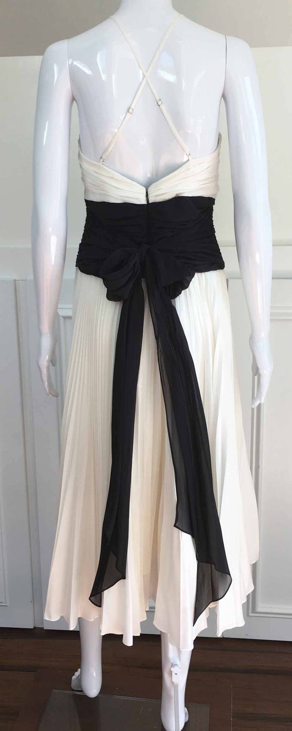 Y2K Ethereal SILK BCBG Max Azria White and Black … - image 3
