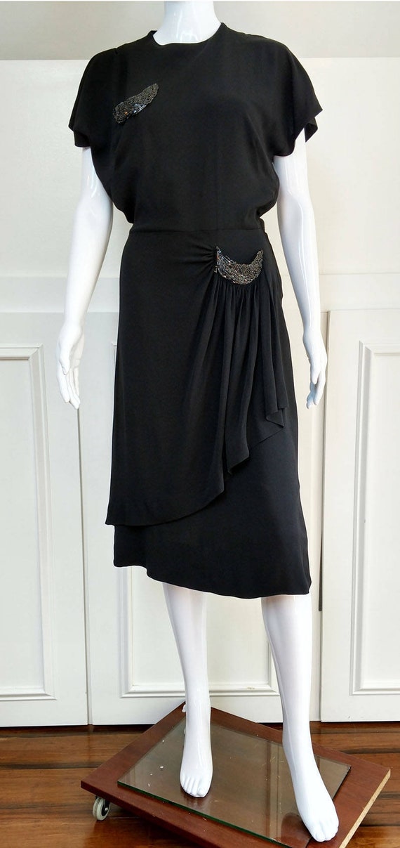 Super Chic 1940s Vintage Beaded / Sequined Black Ruffled Silk Crepe Cocktail Dress with Pockets Excellent Condition!