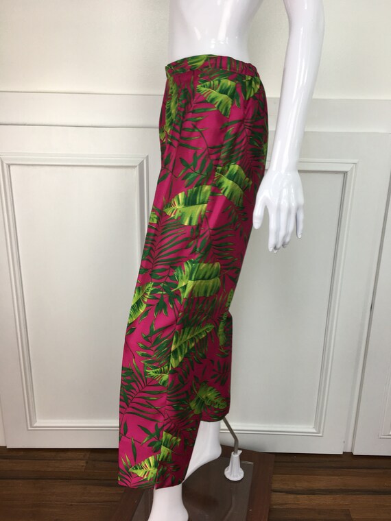 1990s Hot Pink and Green Tropical Cropped Capri S… - image 3