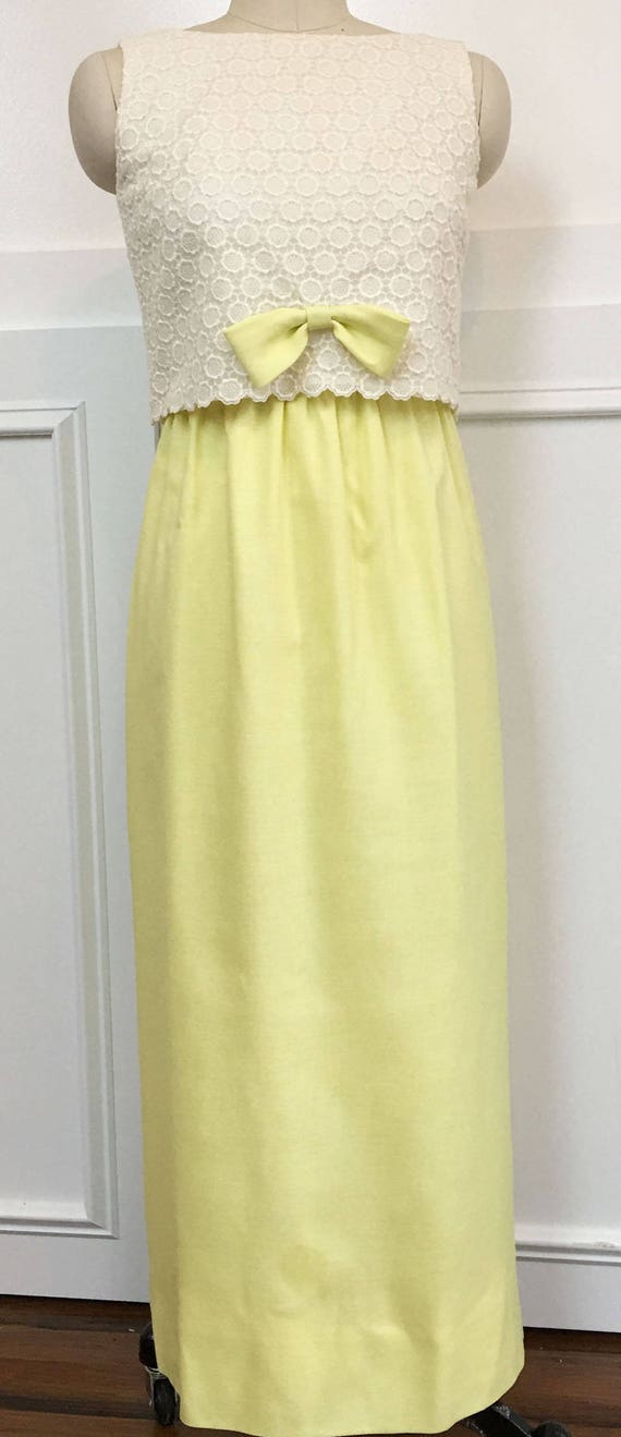 Miss Rita California Lemon Yellow & Cream Lace 1960s / 1970s Sleeveless Evening Formal  Bridesmaid Gown Size 10P
