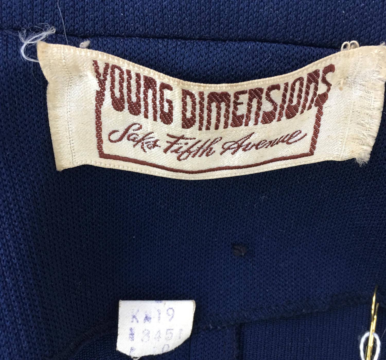 Young Dimensions for Saks Fifth Avenue Navy 1960s/1970s Button Down