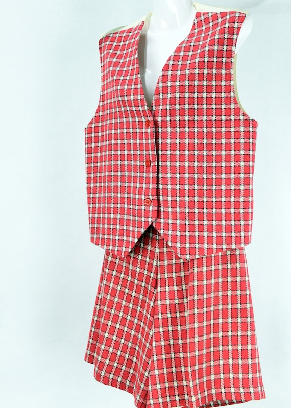 Amazing 1980s Pink White Black Plaid Wool Shorts & Vest Set - US Size 8