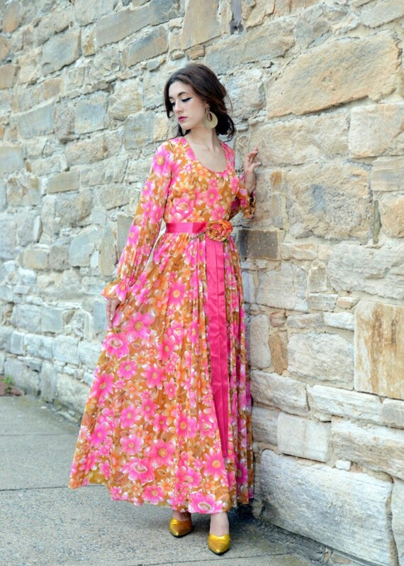 1960s / 1970s Shimmery Gold and Hot Pink Floral BOHO Maxi Gown With ILGWU Tags! Size 10 / 11