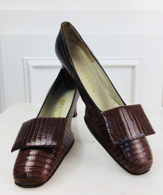 Pristine Palizzio (Roddors) for Woodward & Lothrup Croco Embossed 1960s Leather Pumps Like New!!  Size 8.5N  (SKU 10287SH)