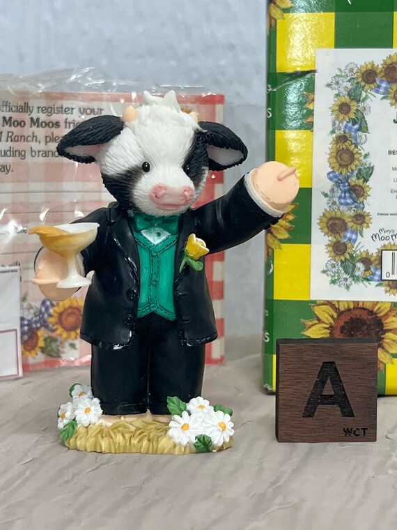 Mary's Moo Moos Collectible Figure Country Decor | Wedding