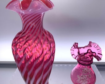 Vintage 1940s Fenton Opalescent Cranberry Spiral Swirl Striped