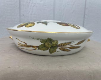 Vintage Oven To Table Ware Evesham Gold by Royal Worcester Low Round Casserole | Hostess Serving Pieces