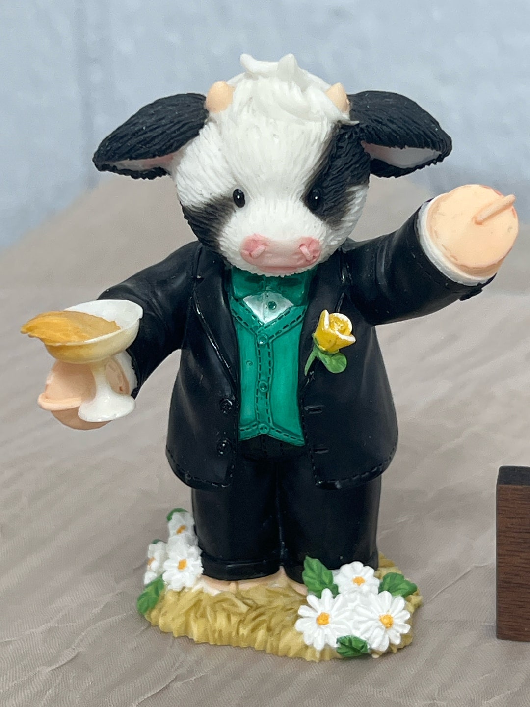【匿名配送】　Mary's Moo Moos エネスコ社　ムームーズ　牛置物 Mary's Moo Moos Collectible Figure Country Decor | Wedding