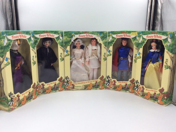 Walt Disney World Snow White and the Seven Dwarves Collection