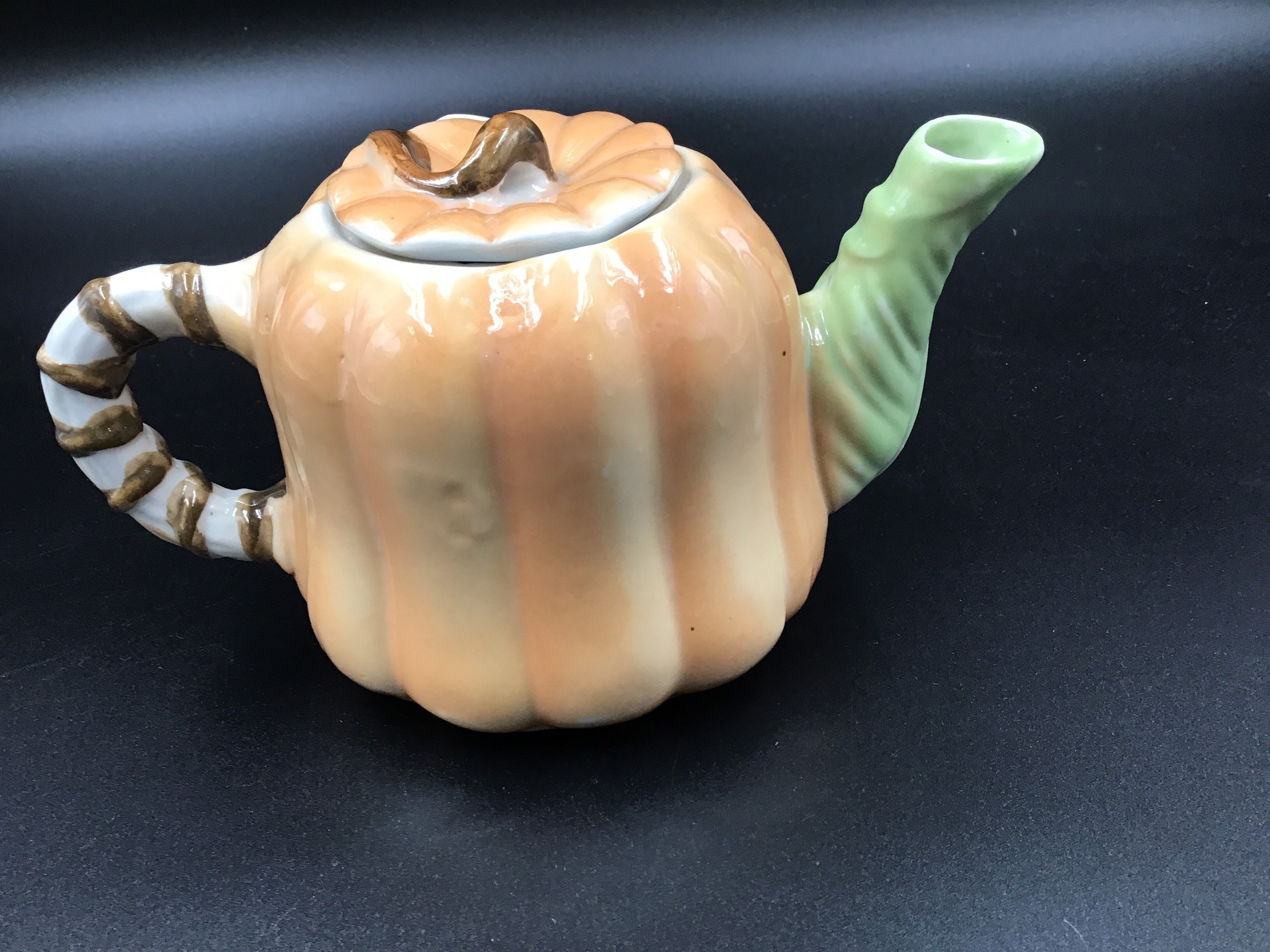 Pumpkin Shaped Teapot Vintage Halloween/fall Decor Etsy