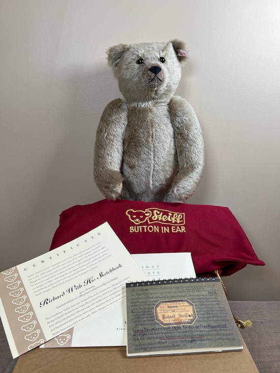 Limited Edition Collector display picture 3