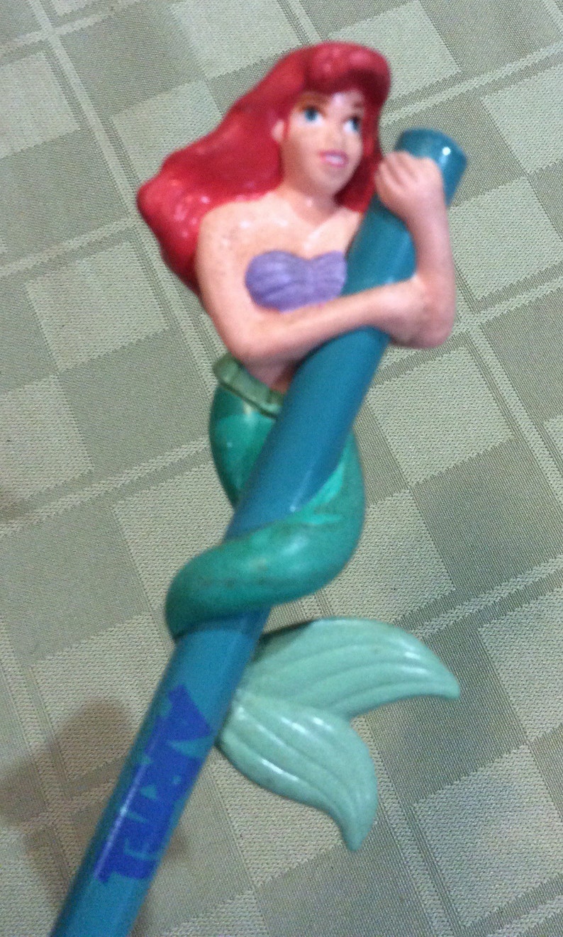 1980s Ariel /& a Flamingo Mfg Applause Walt Disney World theme park pencils Flounder