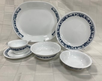 Vintage Corelle Old Town Blue | Choose From: Dinner Plates, Salad Plates, Cereal Bowls, Berry Bowls, Cups/Saucers, Or Oval Platter