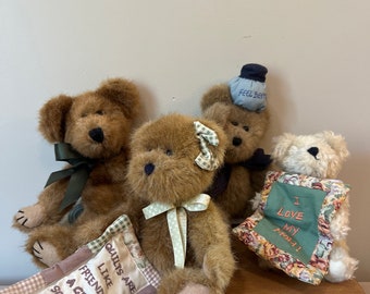 Boyds Bears / Scegli tra: Poor Ol Bear, Carrie N. Lotsalove, Comfy Goodfriend o Craxton B. Bean