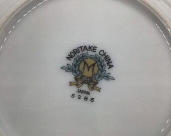 Vintage Noritake China 7 Piece Place Setting | Rosetta 5285