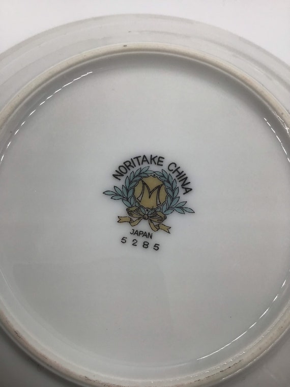 Vintage Noritake China 7 Piece Place Setting | Rosetta 5285
