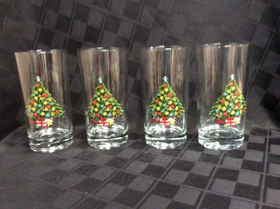 1989 Action Industries Christmas Treasure Set of 4 Christmas Tree Glasses