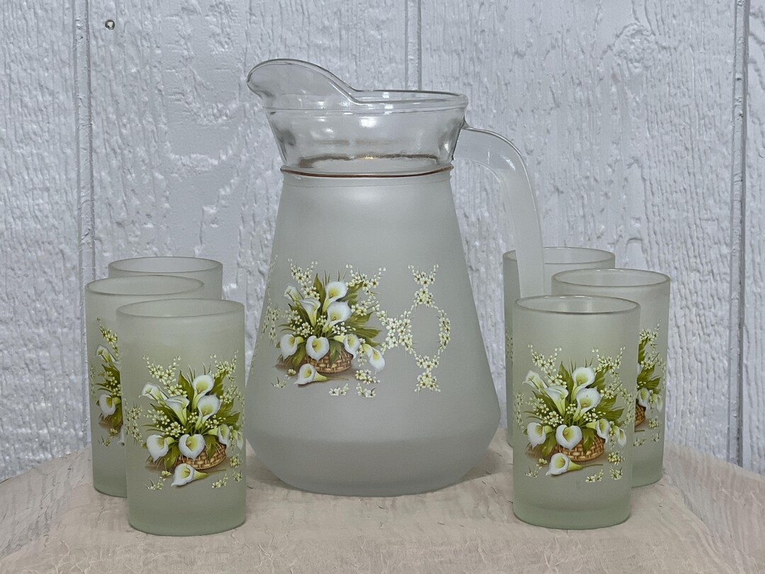Vintage KIG Indonesia Brilliant Frosted Glass Victorian Lily