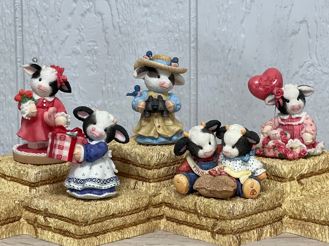 Mary's Moo Moo Collectible Figure | Friendship and Love