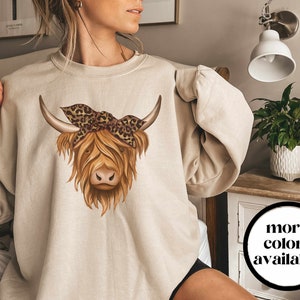 Highland Cow Tshirt Hoodie sweatshirt, Sweatshirt for Farm, Sweater for Farm, Animal Lover Sweatshirt, Leopard Boho, Trendy, Unisex