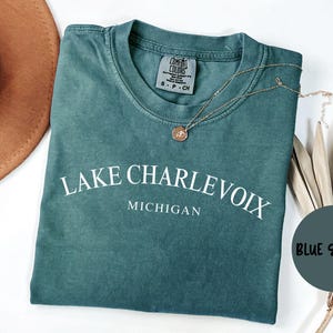 Lake Charlevoix Michigan Shirt, Comfort Colors®, Lake Charlevoix MI T-shirt Tshirt, Lake Charlevoix MI Unisex Tee, Gift Souvenir Trendy