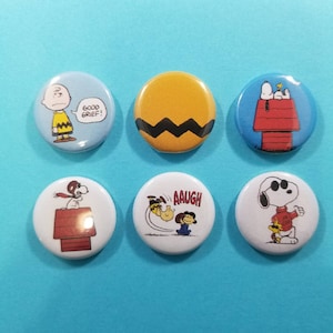 Good Grief - Set of 6 pin back buttons badges pins featuring Snoopy, Woodstock and good ol' Charlie Brown - Peanuts