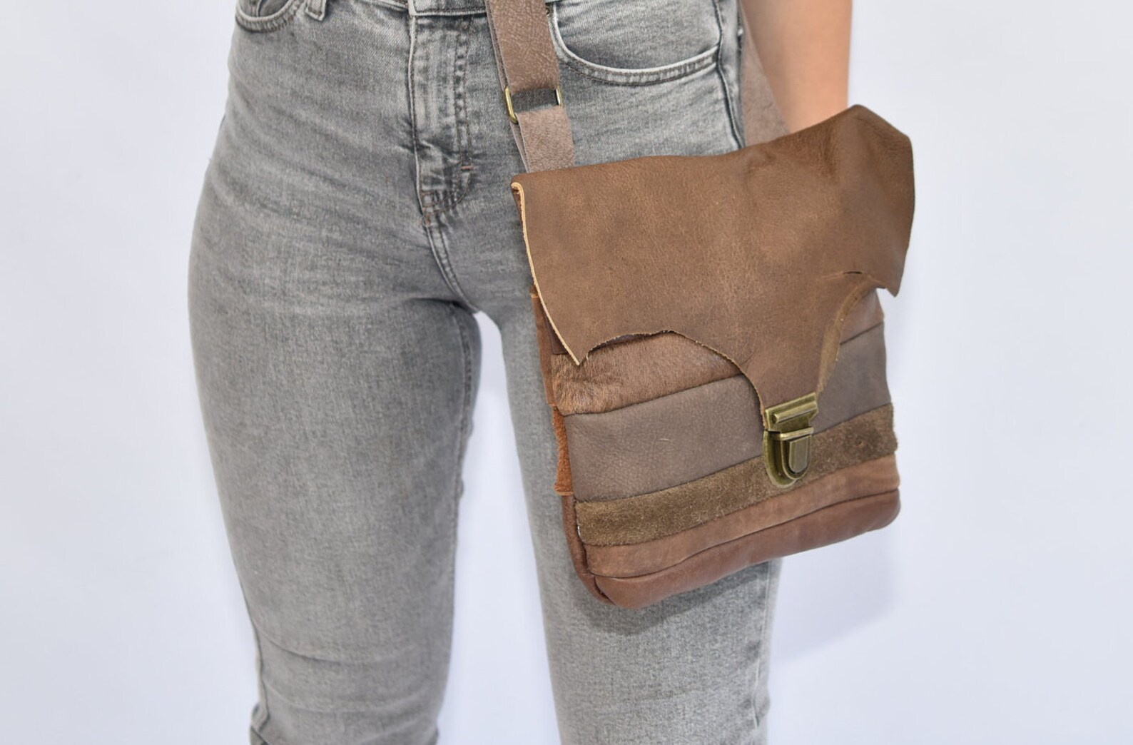 small brown leather shoulder bag