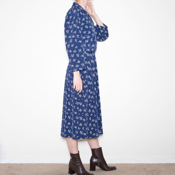 JT PETITES Navy flower and polka dot pleats skirt