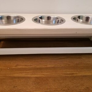 Elevated dog feeder with 3 bowls. Dog feeding station. Triple Dog bowl stand. Triple dog feeder. 3 bowl raised dog feeder, dog food tray, image 4