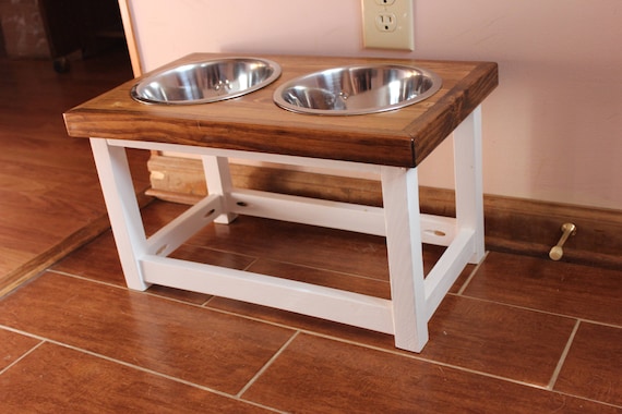 Elevated Dog Feeder. Dog Feeding Station With 2 Bowls for Small and Medium  Size Dogs. Dog Bowl Stand. Pet Food Bowl Stand Elevated Dog Bowls 