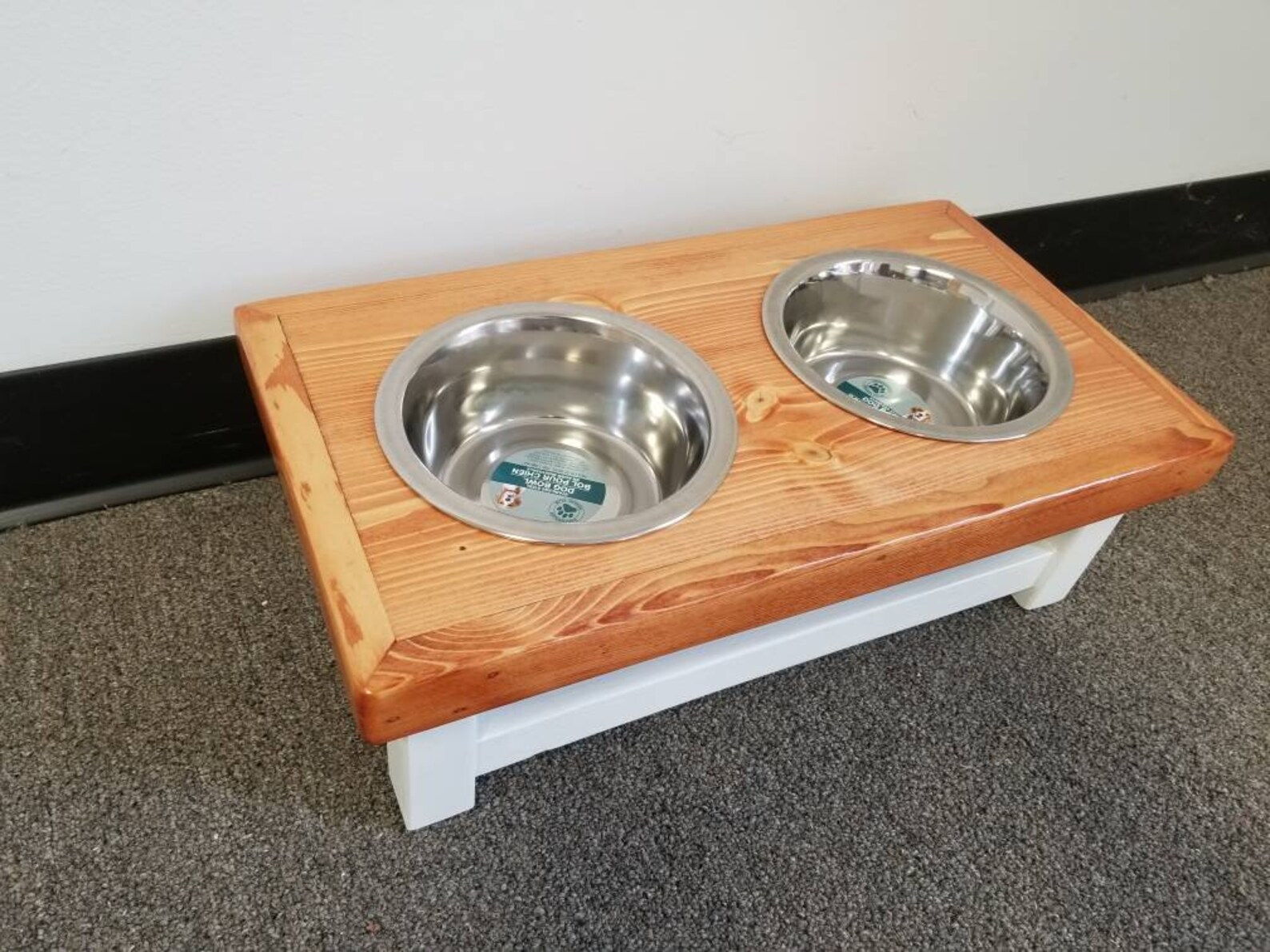 Elevated dog feeder. Small size dog feeding station with Etsy