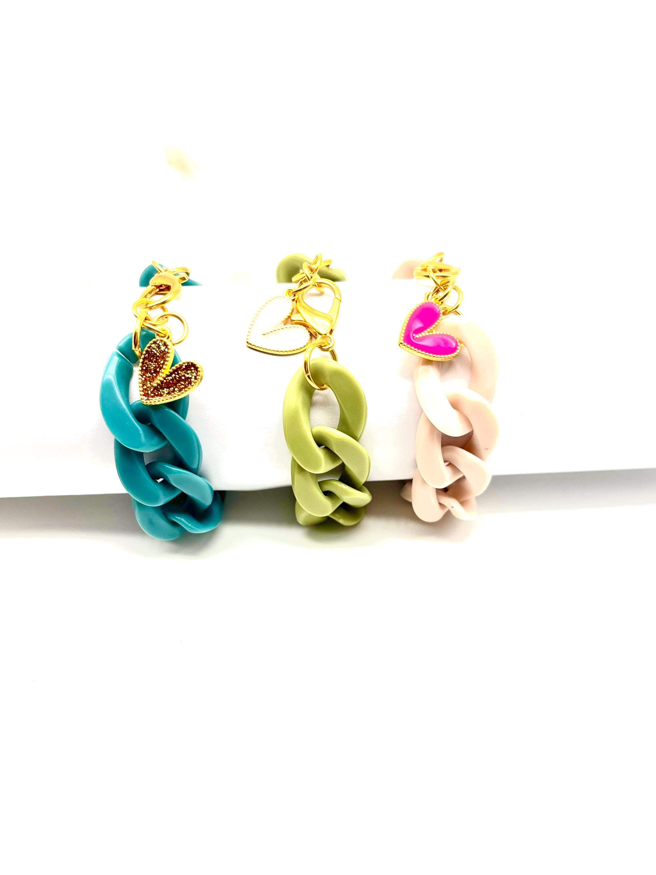 Link bracelets in bright colors or pastel. Statement jewelry for every season