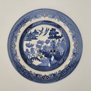 Willow dinner plate 10.5" Churchill blue and white transferware collectible display tableware dinnerware replacement (2 available)