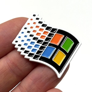 独特な 【送料無料】 Magnet and Pin Enamel 1.5” Logo, 95 Windows - PC Classic その他