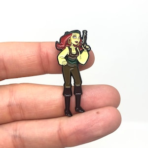 The Curse of Monkey Island - Elaine Marley enamel pin or magnet - Classic PC game art - retro gaming