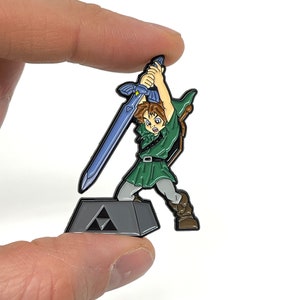 The Legend of Zelda Ocarina of Time for N64 - Link and the Master Sword pin or magnet  - N64 retro gaming art - Zelda