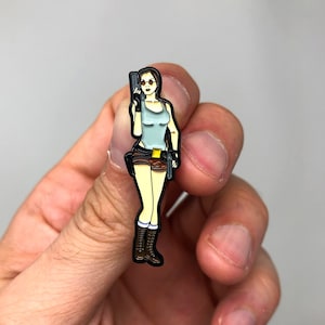 Tomb Raider - Lara Croft enamel pin or magnet - Classic retro gaming art