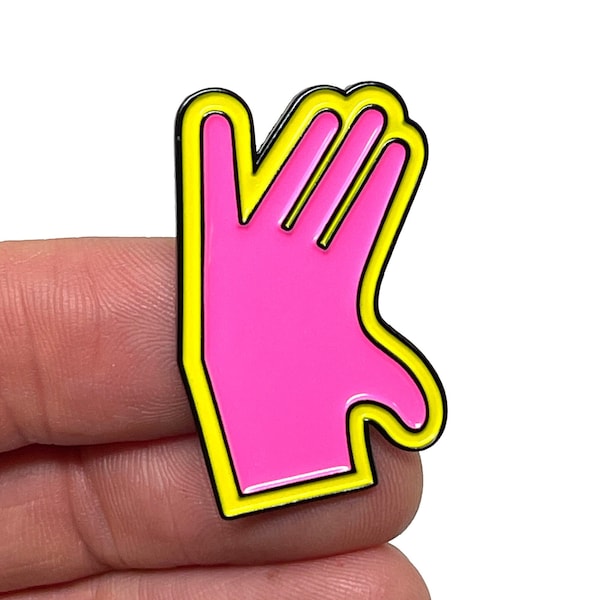 Klax, arcade multi-platform classic, Klax Hand 1.5” enamel pin and magnet - Classic Arcade retro gaming art