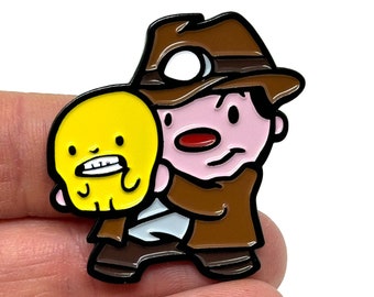 Spelunky, Guy Spelunky and golden idol 1.5” metal pin and magnet - Retro style game art - video game pins