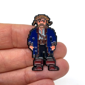 Monkey Island 2 - Guybrush Threepwood enamel pin or magnet - Classic PC game enamel pin - retro gaming