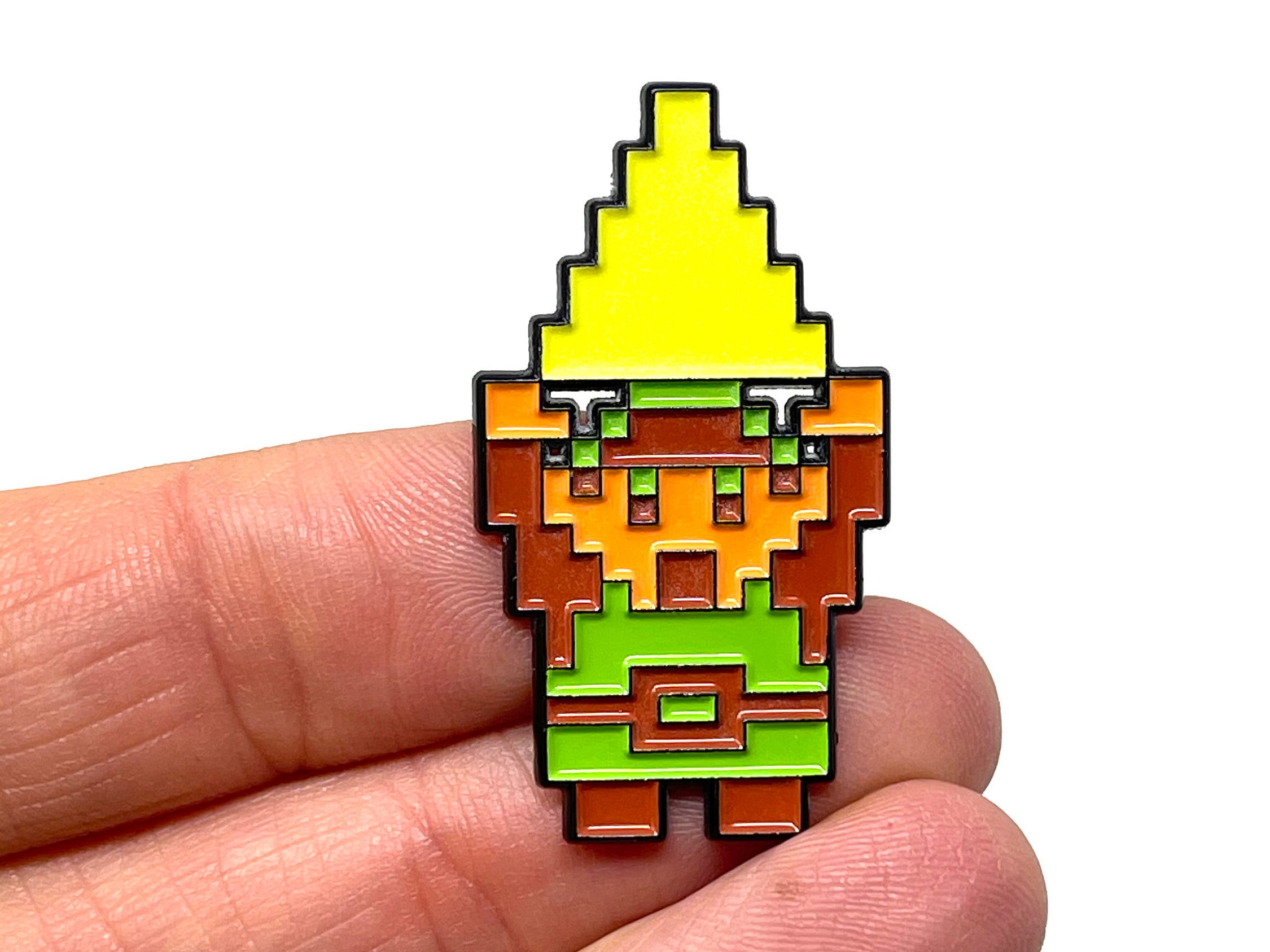 8 Bit Link Holding Triforce