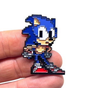 Sonic the Hedgehog for Genesis, 16-bit Sonic waiting, 1.5 enamel pin and magnet - Classic Sega game enamel pin - retro gaming