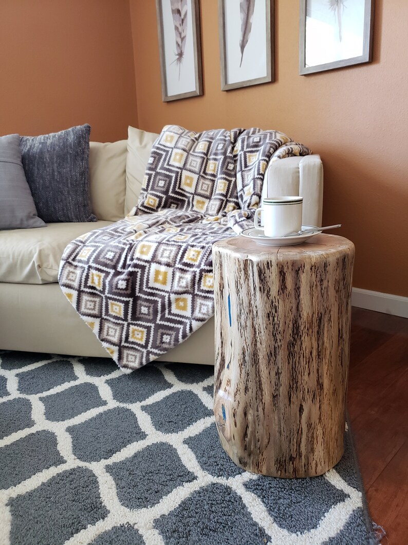 Log Table / Tree Stump / Side Table / Night Stand / Stool / Etsy